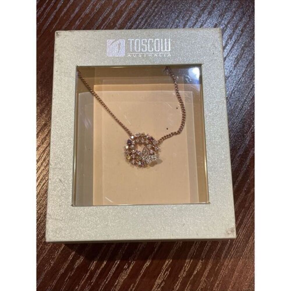 Toscow Australia Rose Gold chain crystal Butterfly on Crystal Wreath Pendant NWT